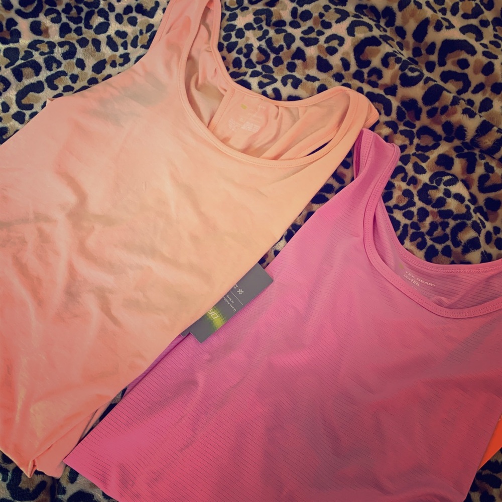 Tek Gear Athletic Tops Bundle 💖🧡